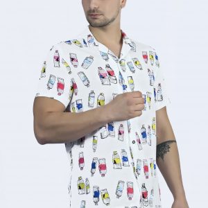 Camisa manga corta blanca diseño botellas colores
