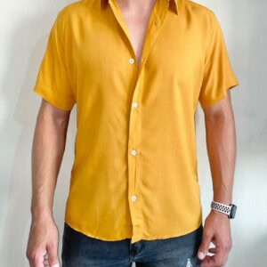 Camisa manga corta tela viscosa mostaza lisa