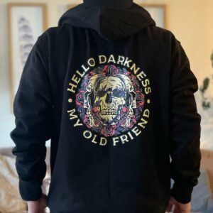 Polerón canguro modelo HELLO DARKNESS UNISEX