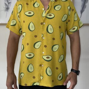 Camisa paltas fondo amarillo